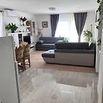App Martina Apartment *