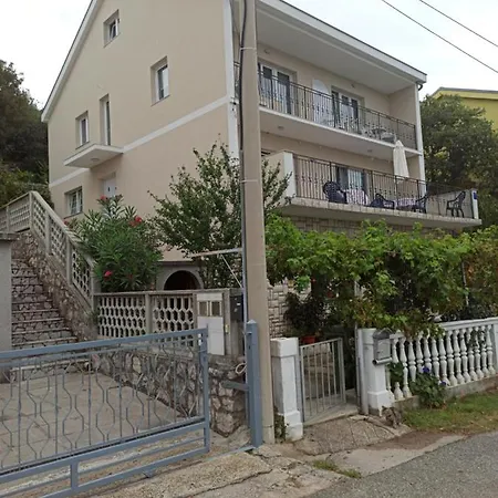 Apartament App Martina
