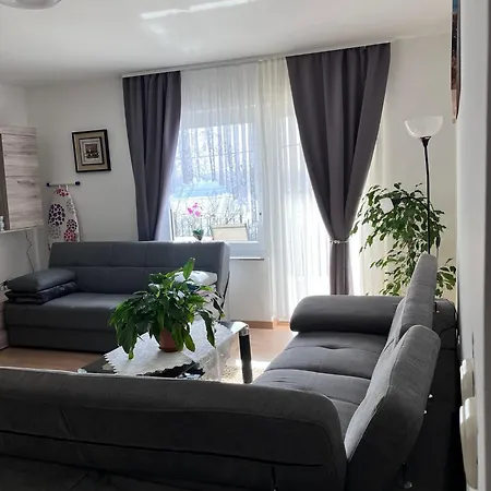App Martina Apartament *