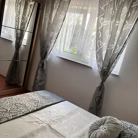 Apartament App Martina
